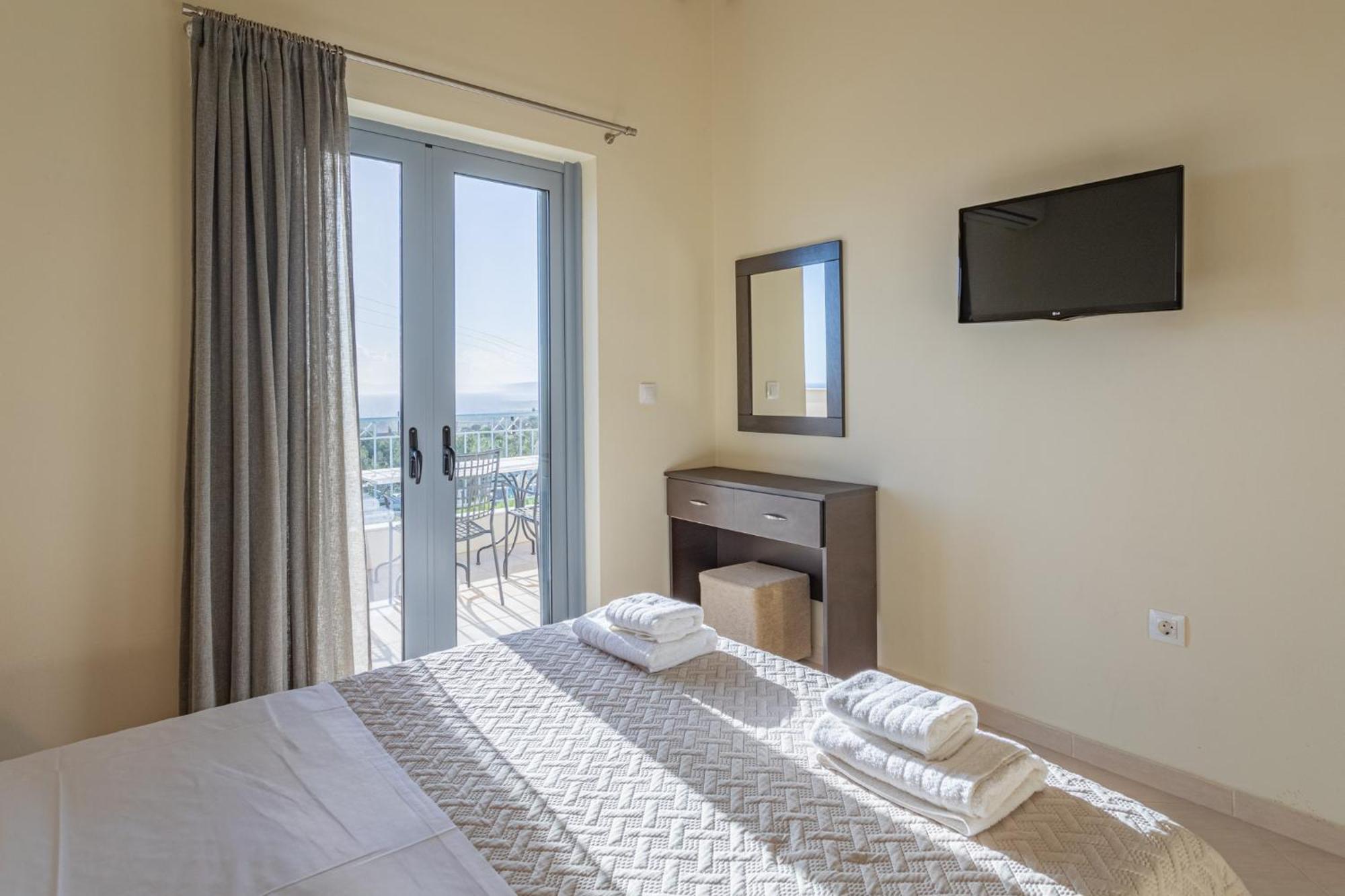 Sundy Maria Apartments Stoupa Ngoại thất bức ảnh