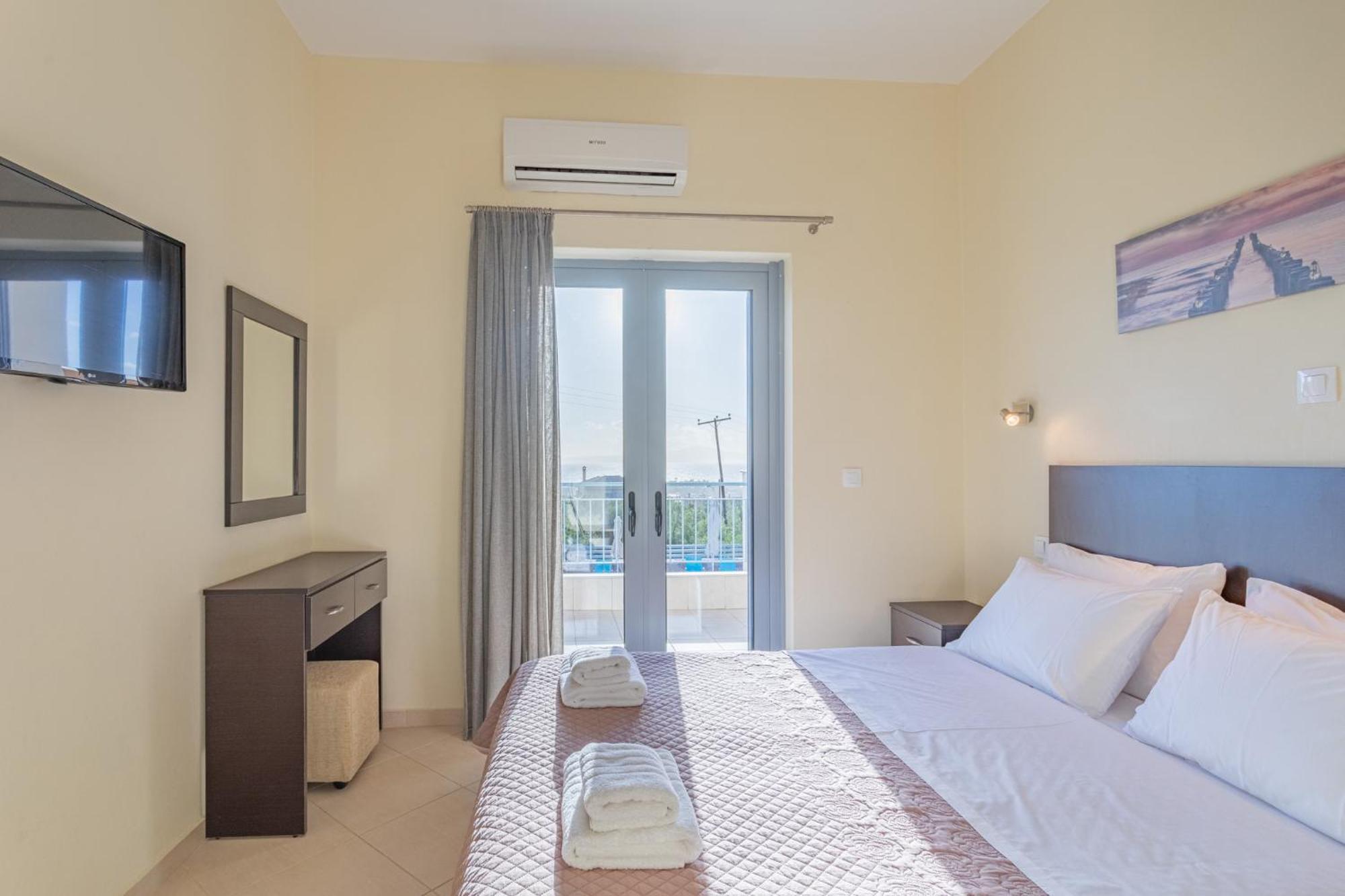 Sundy Maria Apartments Stoupa Ngoại thất bức ảnh