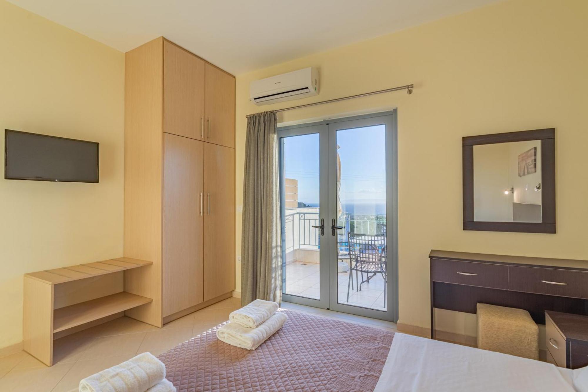 Sundy Maria Apartments Stoupa Ngoại thất bức ảnh